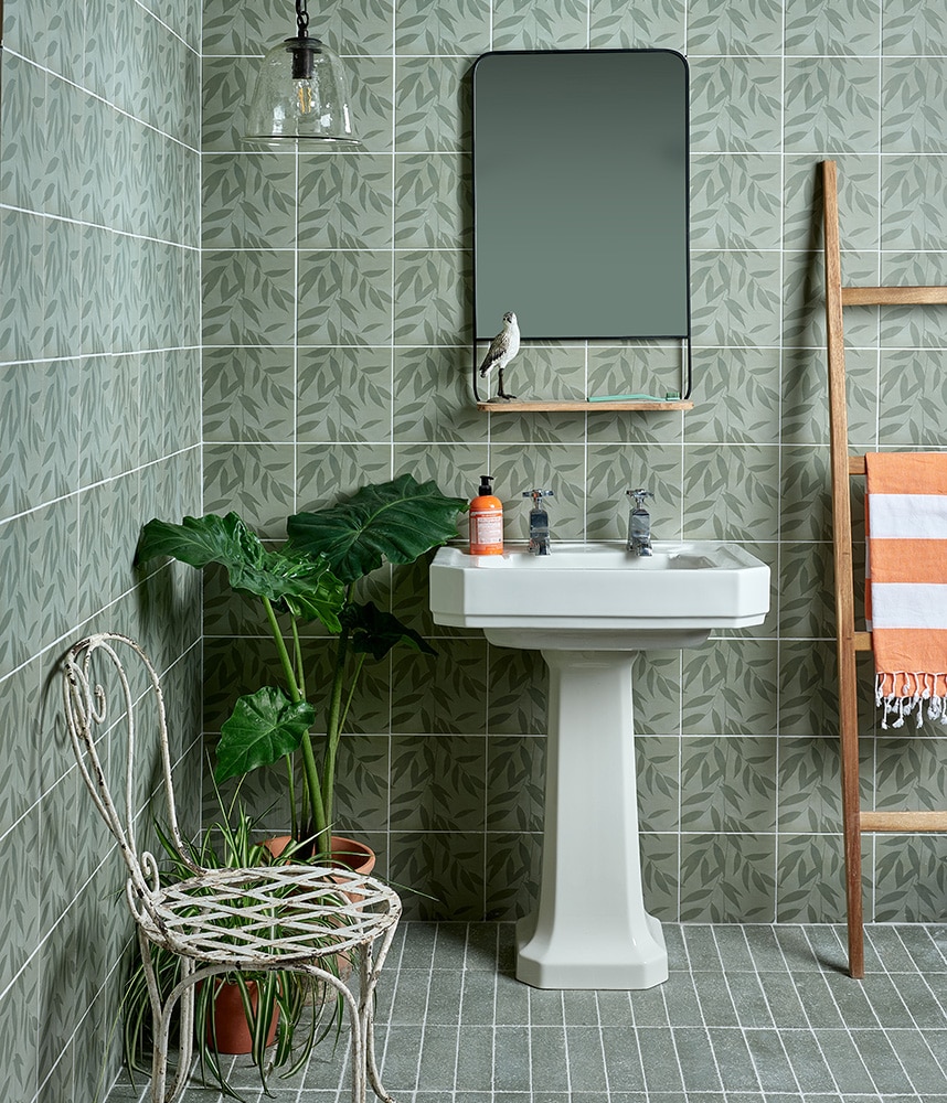 small bathroom ideas
