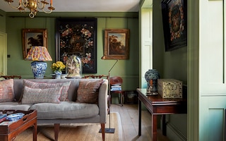 Hollmeyer house living room