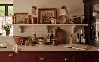 Decorating with Autumn Colours Lead