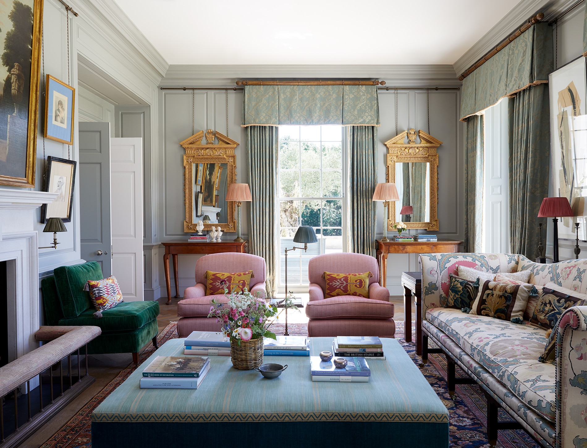 how to commission an interior designer